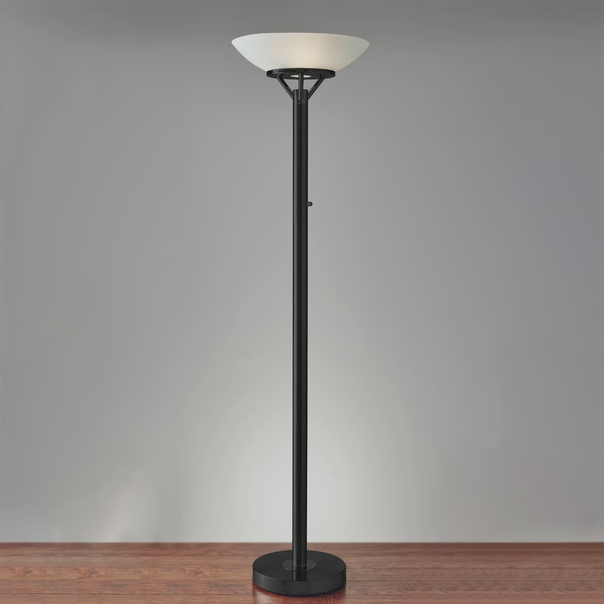 Expo Floor Lamp, Black