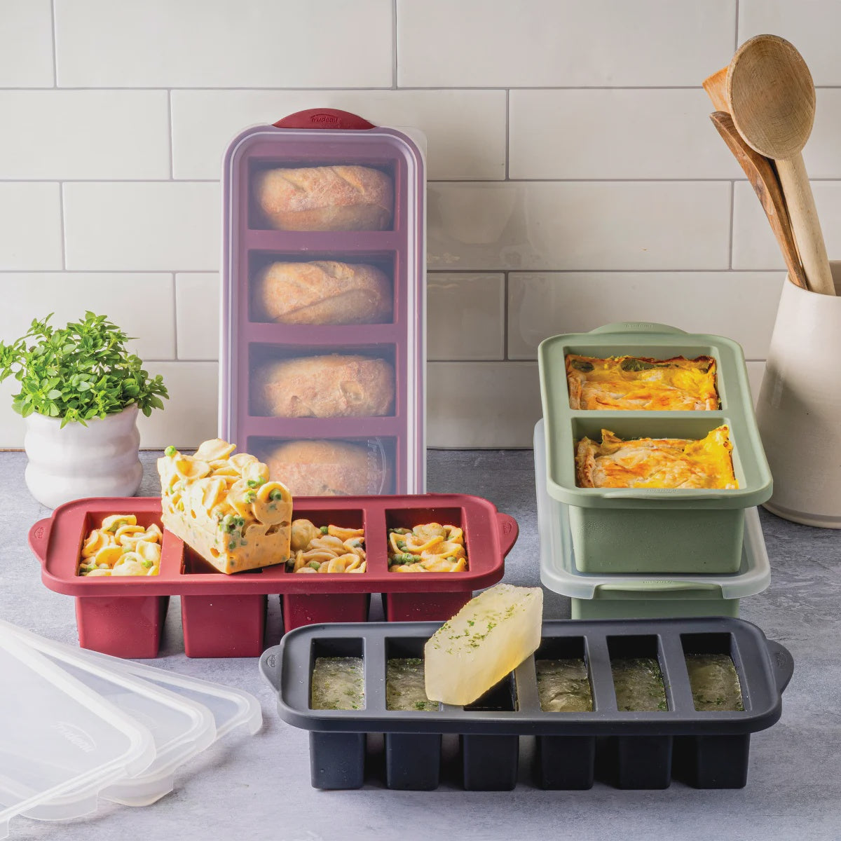 Trudeau Clever Cubes Silicone Freezer Molds with Lids, 5-pack