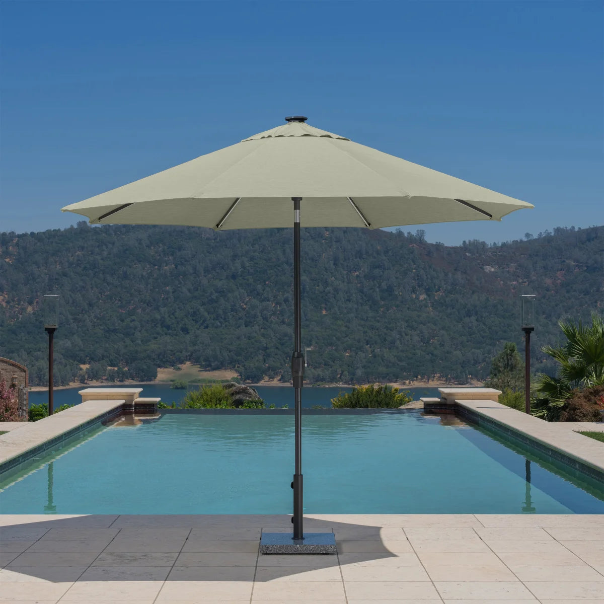 Sunvilla 10' Round Solar LED Market Umbrella – Urban Wholesale Sunvilla 10' Round Solar LED Market Umbrella – Urban Wholesale